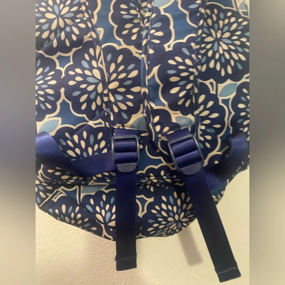 Vera Bradley Navy and White Floral‎ Backpack with Matching Wallet